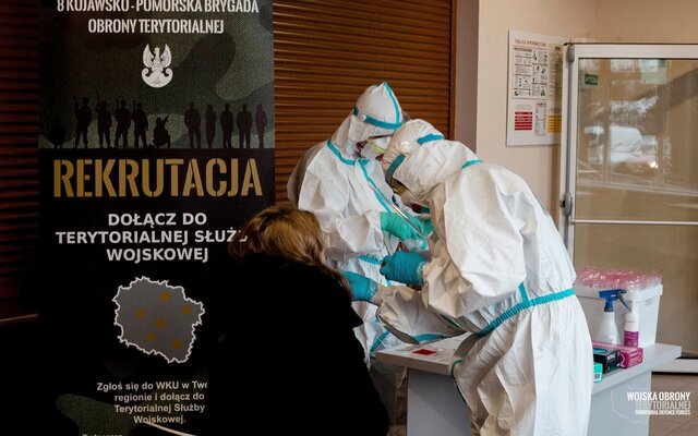 Testy przesiewowe nauczycieli na obecność koronawirusa