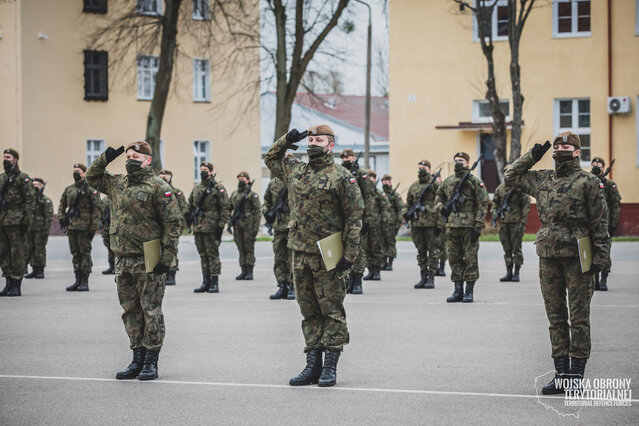 Promocja na pierwszy stopień podoficerski absolwentów kursu „Sonda” (24.04.2021) 