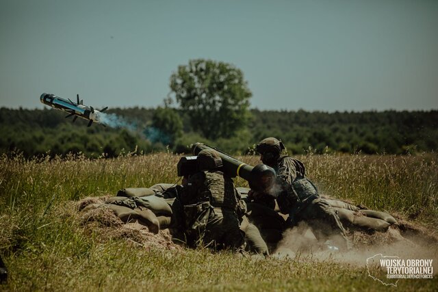 Strzelanie z ppk JAVELIN