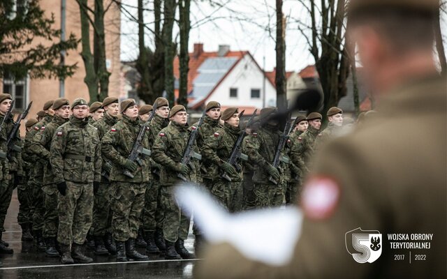 Przysięga żołnierzy 4 Warmińsko-Mazurskiej Brygady Obrony Terytorialnej