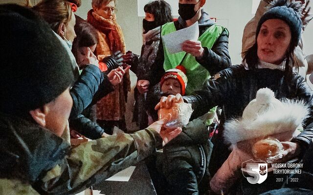 Punkt recepcyjny na dworcu PKP w Chełmie