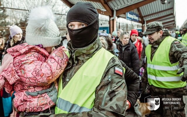 Podlascy terytorialsi w punkcie recepcyjnym Dworzec PKP Przemyśl