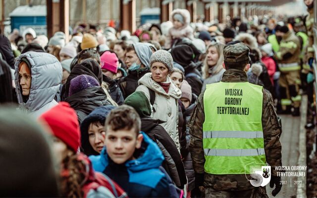 Podlascy terytorialsi w punkcie recepcyjnym Dworzec PKP Przemyśl