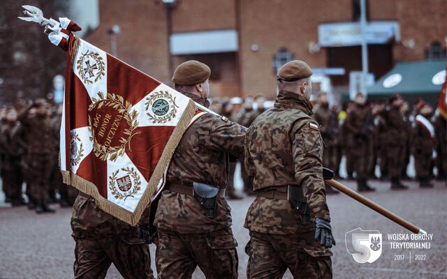 Chorzów. Przysięga wojskowa nowych terytorialsów 11 Małopolskiej Brygady OT.