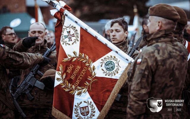 Chorzów. Przysięga wojskowa nowych terytorialsów 11 Małopolskiej Brygady OT.