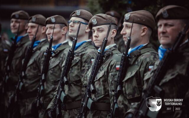 Wojewódzkie obchody Święta 3 Maja w Olsztynie z udziałem 4W-MBOT