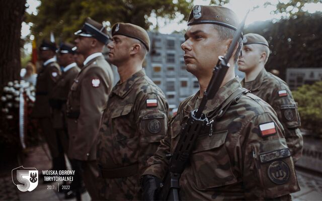 Żołnierze WOT złożyli Hołd Powstańcom Warszawy