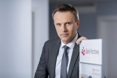 Piotr Piechota Wiceprezes Zarządu Banku Pocztowego 3