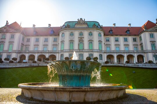 Facade of the Royal Castle from the Vistula River_The Royal Castle in Warsaw