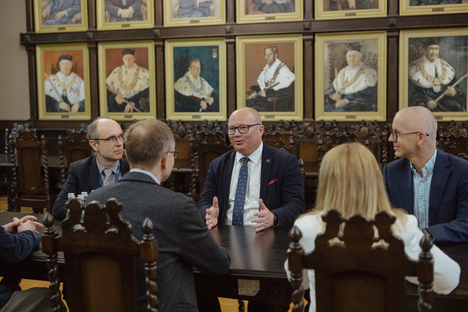 Politechnika Gdańska podpisała memorandum o współpracy z IQM Quantum Computers