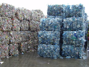 Im lepiej posegregowane odpady przez mieszkańców, tym lepszy surowiec do odzysku.jpg