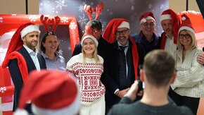 Na Wydziale Nauk Społecznych UG odbyło się świąteczne spotkanie władz rektorskich i kanclerskich z pracownikami i studentami. Organizatorzy wydarzenia: Centrum Aktywności Studenckiej i Doktoranckiej oraz Biuro Współpracy i Umiędzynarodowienia.