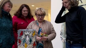 Nie masz pomysłu na świąteczny prezent? To dobra okazja, by odwiedzić jeden ze świątecznych jarmarków na Uniwersytecie Gdańskim! Będzie na nich można zdobyć wyjątkowe rękodzieło, wykonane w instytucjach wsparcia osób dorosłych z niepełnosprawnościami.

Świąteczne jarmarki będzie można odwiedzić na wybranych wydziałach Uniwersytetu Gdańskiego do 11 grudnia.  Szczegóły: https://ug.edu.pl/news/pl/7759/swiateczne-jarmarki-na-uniwersytecie-gdanskim