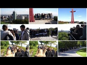 W ramach współpracy Uczelni Fahrenheita z Miastem Gdańsk studenci zagraniczni rozpoczynający kształcenie wzięli udział we wspólnym zwiedzaniu miasta. 
As part of Fahrenheit Universities' cooperation with the City of Gdansk, foreign students beginning their academic year took part in a sightseeing trip of the city.