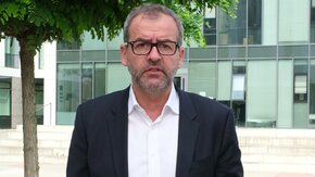 Rektor Uniwersytetu Gdańskiego, prof. dr hab. Piotr Stepnowski, podsumowuje kończący się rok akademicki i zwraca się do społeczności uniwersyteckiej z apelem o odpowiedzialne postępowanie w szczególnych warunkach pandemii.