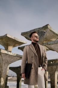 Modernizm, sztuka i moda - sesja zdjęciowa Centrum Riviera.jpg