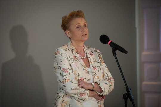 Konferencja prasowa Anatomia antyku przemawia Dyrektorka Zamku prof Małgorzata Omilanowska