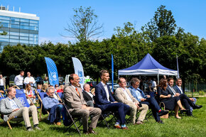 025_JG014718_GRZ_JED (1).jpg