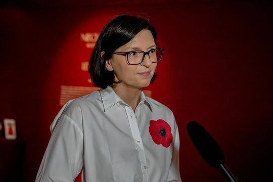 Konferencja prasowa przed otwarciem wystawy Niech nas widzą_kuratorka_Monika Przypkowska