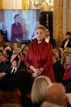 Wernisaż wystawy Niech nas widzą_prof.Małgorzata Omilanowska_dyr.Zamku Królewskiego w Warszawie