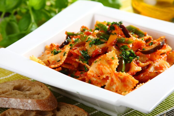 Farfalle z grillowanymi warzywami.jpg