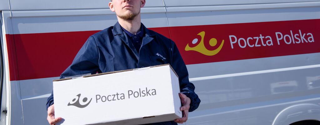 Poczta Polska bezpłatnie dostarczy personalizowane pudełka Packhelp