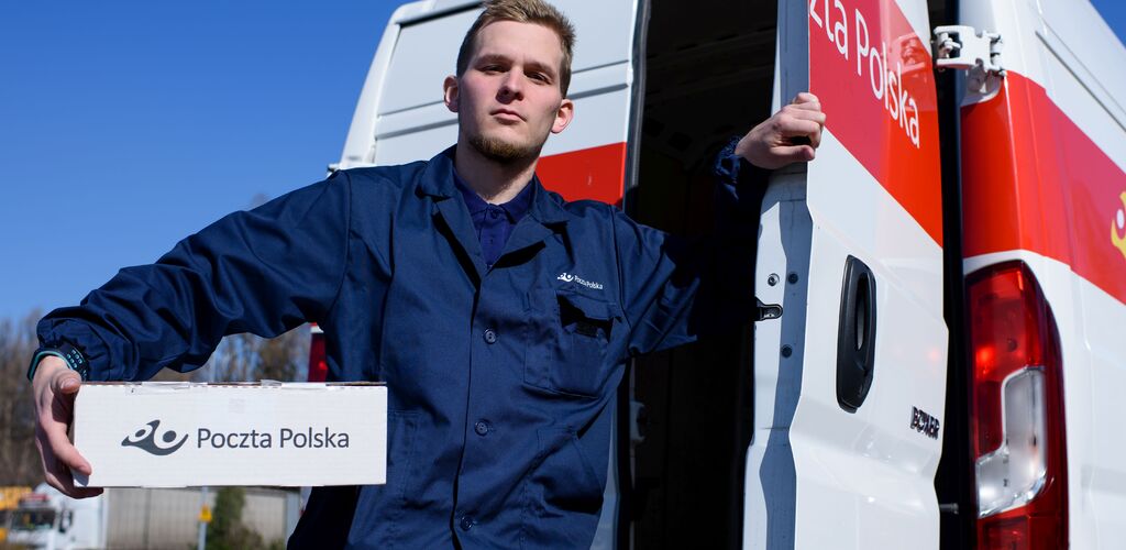 Poczta Polska odnotowuje rekordowy wzrost sprzedaży usług kurierskich