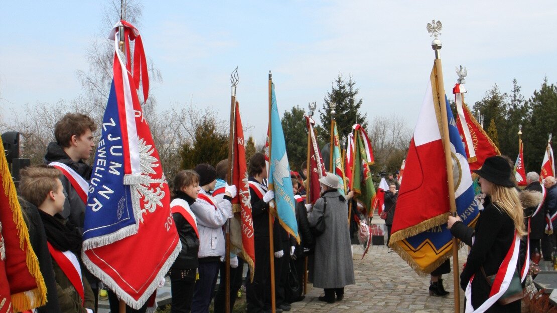 Dzień Pamięci Ofiar Zbrodni Katyńskiej.jpg