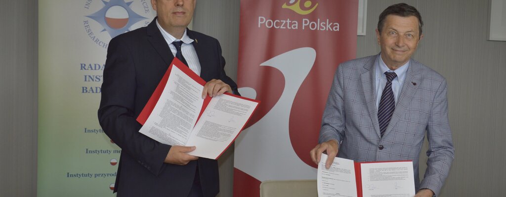 Poczta Polska wspólnie z Radą Główną Instytutów Badawczych na rzecz elektromobilności