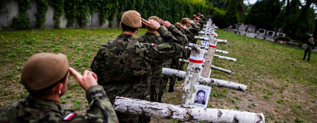 To wyraz naszego hołdu dla pomordowanych bohaterów