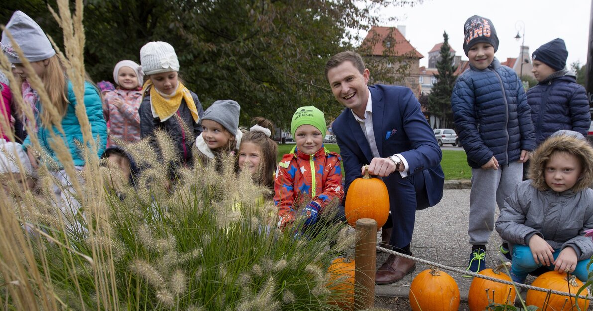 J. Pinkas gdansk.pl dynie na Placu Kobzdeja. 2JPG