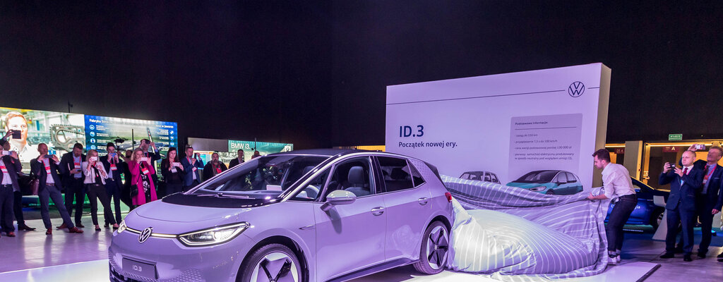 Volkswagen Financial Services wchodzi w erę e-mobilności
