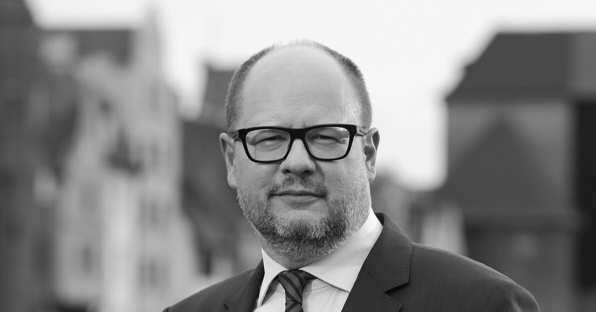 prezydent gdanska pawel adamowicz do nagrody