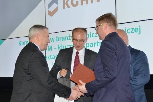 KGHM wesprze szkolnictwo branżowe – podpisanie listów intencyjnych z udziałem szefowej MEN