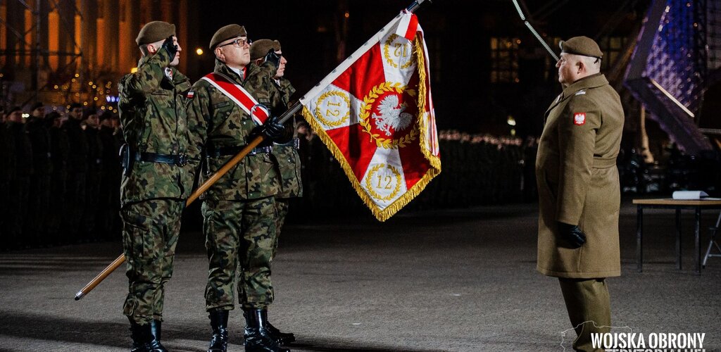 Wręczenie sztandaru dla 12 Wielkopolskiej Brygady OT - relacja