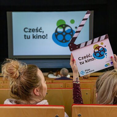 Cześć, tu kino! – Provident i AXA ruszają w Polskę z planem na filmową rozrywkę