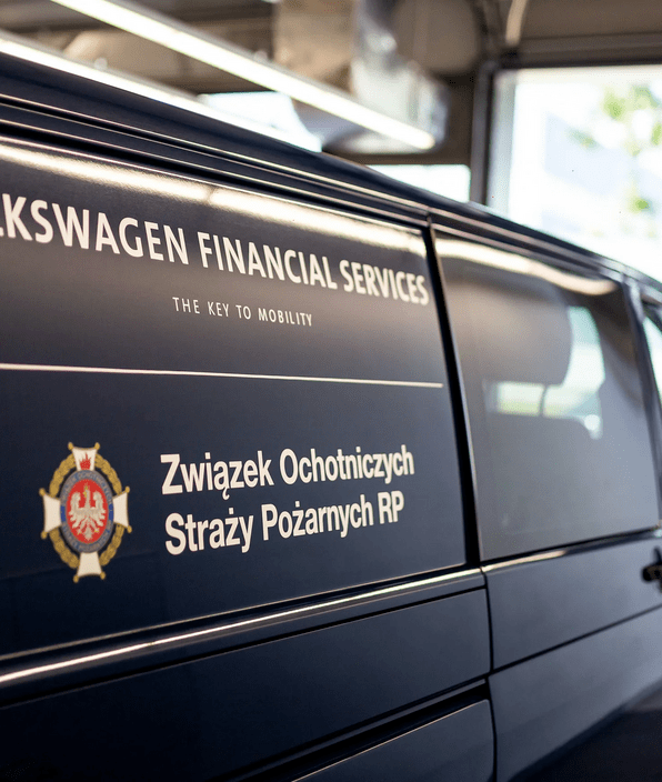 Volkswagen Financial Services przekazał OSP 30 VW Transporterów