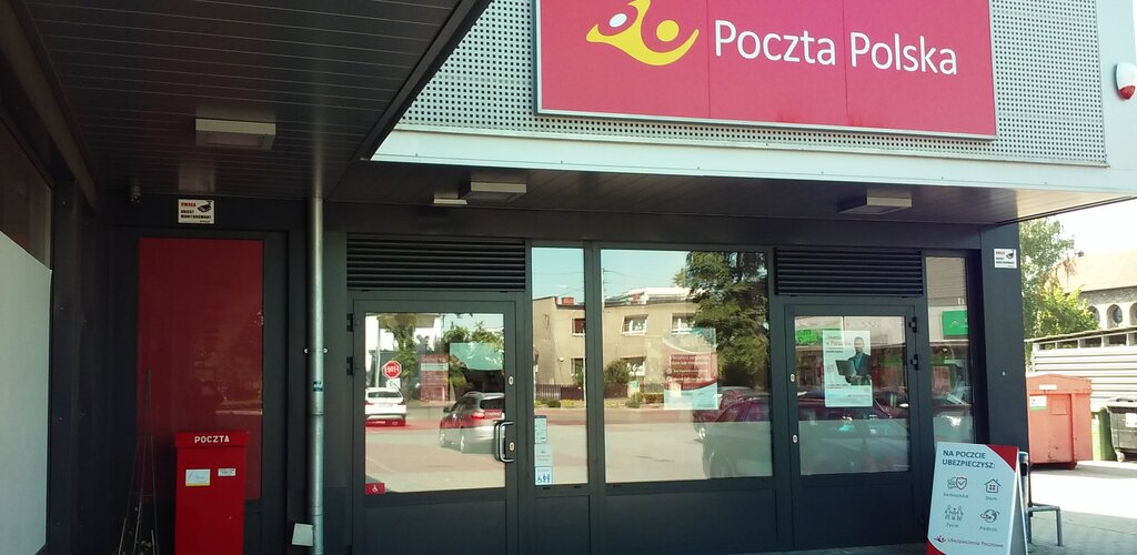 Poczta Polska: klienci korzystają z oferty placówek pocztowych jak przed pandemią