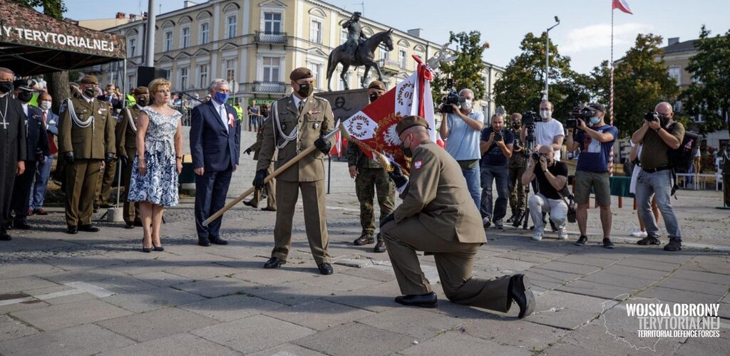 Sztandar wojskowy dla 10 Świętokrzyskiej Brygady OT