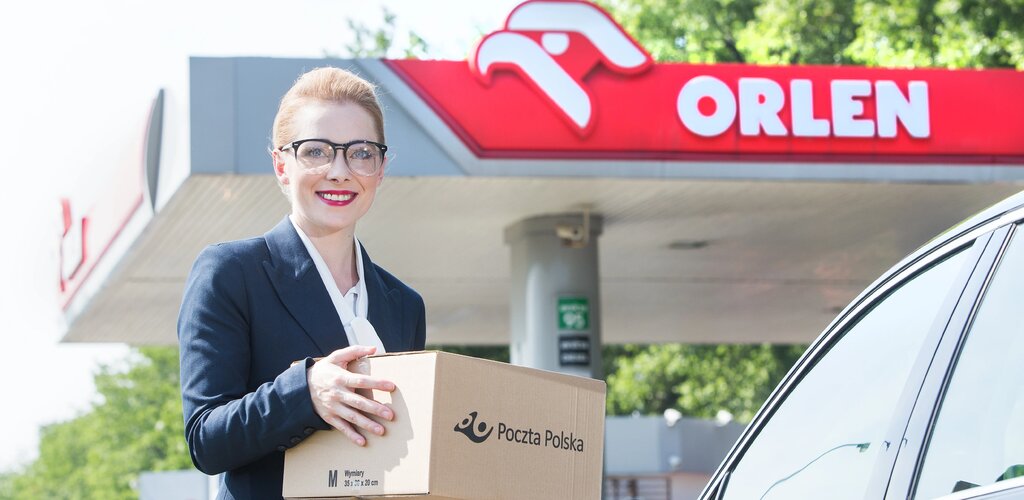 Poczta Polska: klienci mogą odbierać przesyłki już w 13 tysiącach punktów odbioru