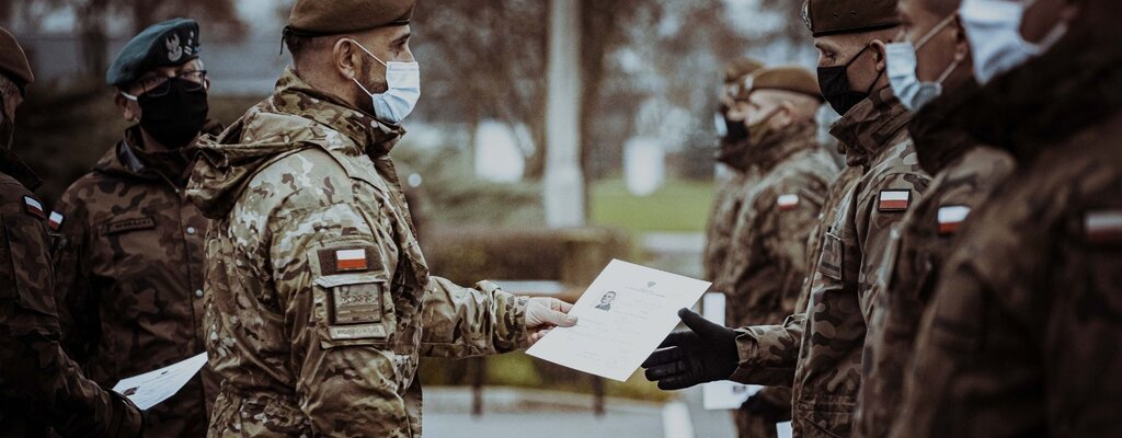 Pierwsi szeregowi zawodowi ukończyli kurs podoficerski SONDA