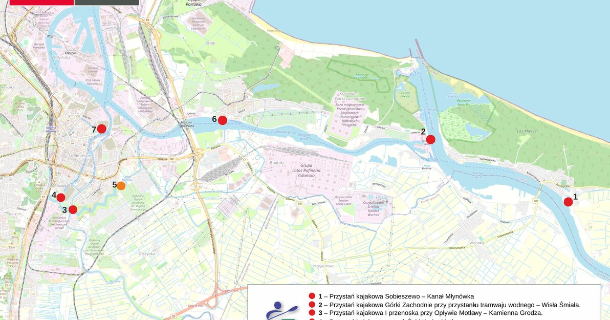 Czerwonymi kropkami na mapie oznaczono przystanie kajakowe, pomarańczową kropka przystań wraz  z polem biwakowym.