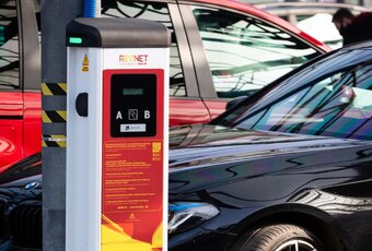Zrób zakupy, naładuj samochód. MAKRO Polska zaprasza