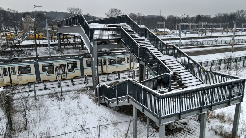 Kładka dla pieszych przy SKM Stocznia