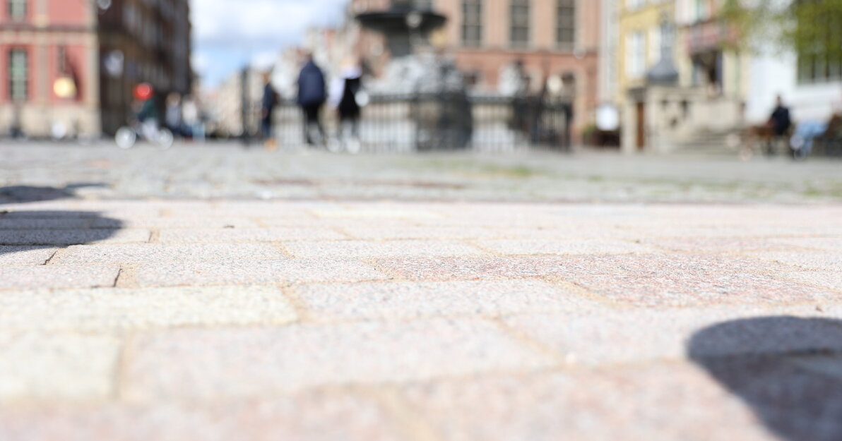 Nowa nawierzchnia na Długim Targu zaakceptowana fot  Dominik Paszliński www gdansk pl