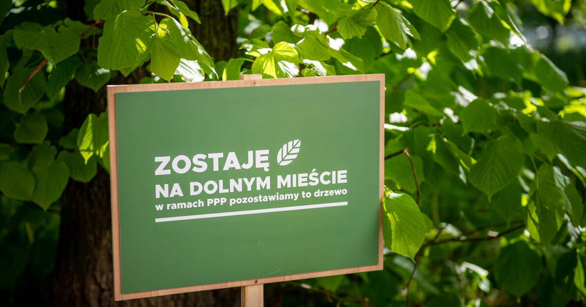 Tabliczka zostaję na Dolnym Mieście