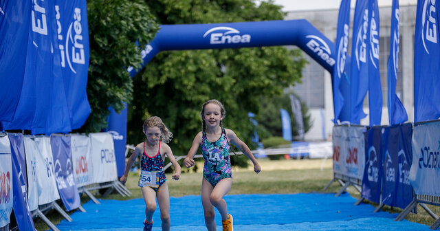 Enea wspiera pasjonatów triathlonu od najmłodszych lat (1)