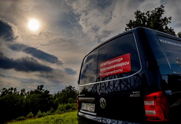 Rok pomocy Volkswagen Financial Services dla strażaków