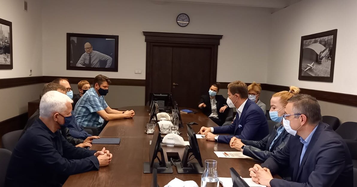 Spotkanie przedstawicieli związków zawodowych SNG z prezydentem Piotrem Grzelakiem