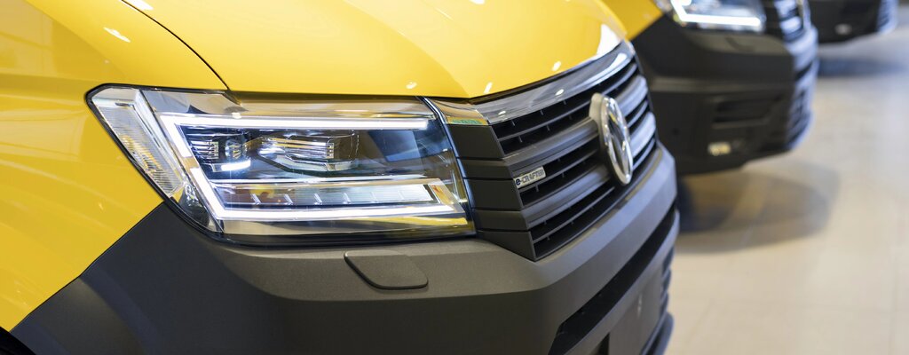 Elektryczne Volkswageny Craftery finansowane przez VWFS  trafiły do DHL Express